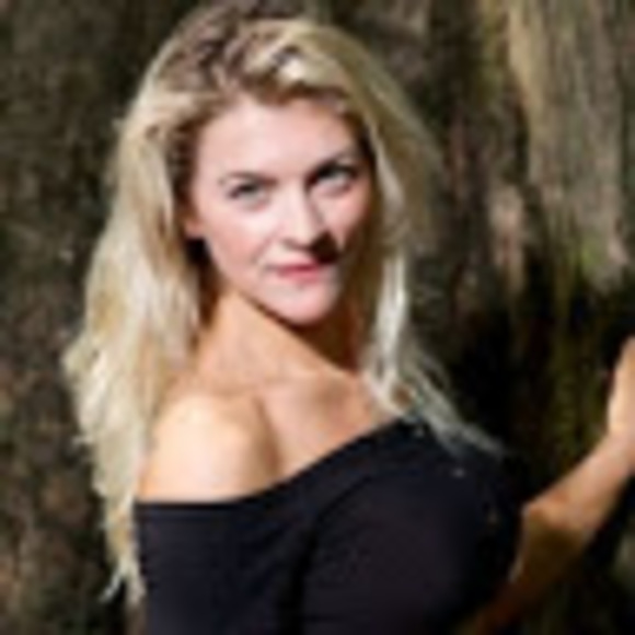 Meet your Posher, Amanda - Picture 1 of 1